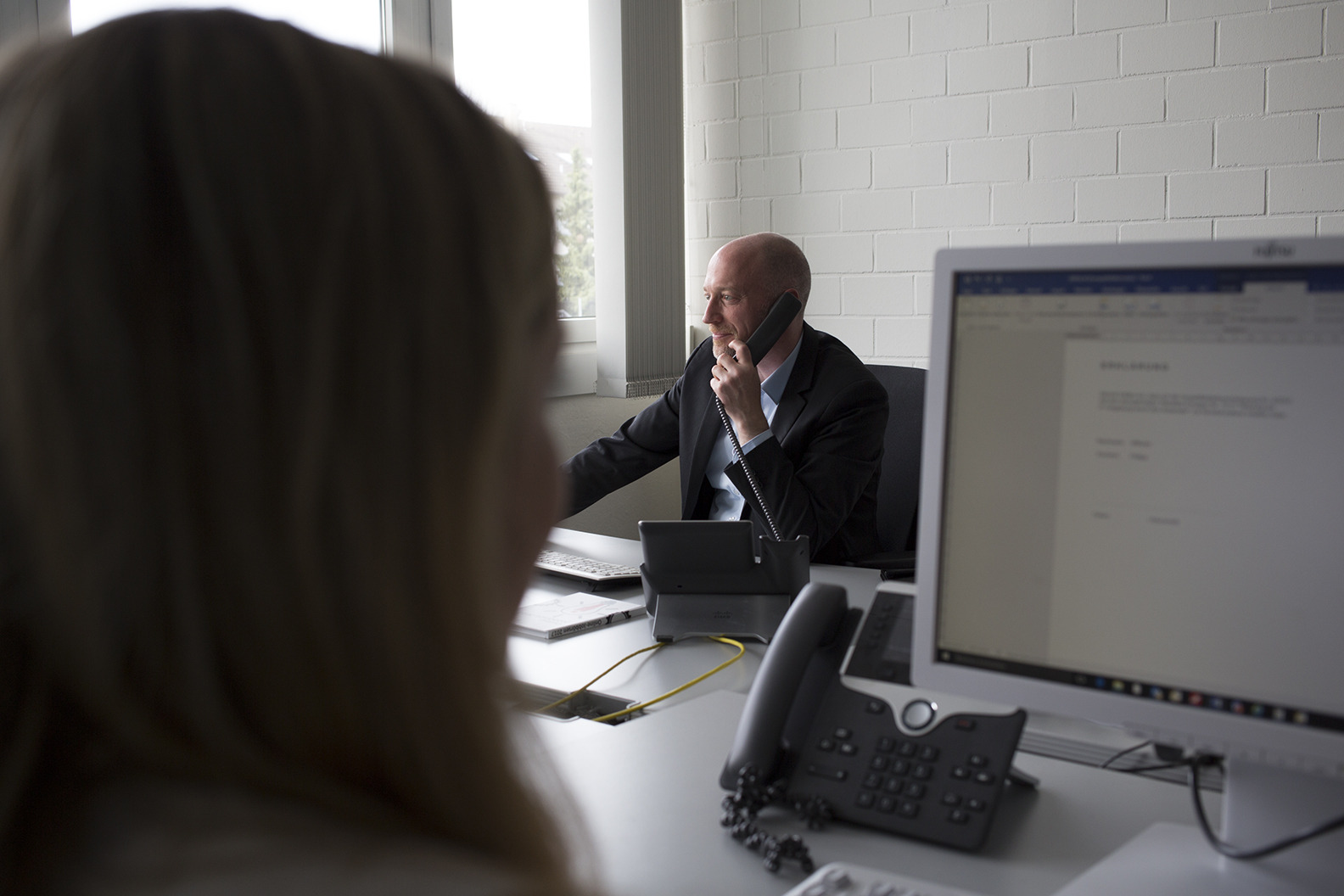 Свържете се с нас